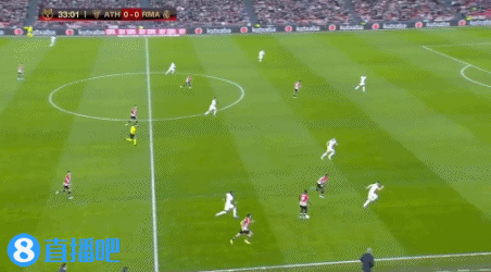 赌场内的“社交暗示”：同桌赌客的疯狂情绪如何通过“群体极化”影响你的理智。（赌桌上情绪的连锁反应：群体极化怎样让你在赌场失去理性）