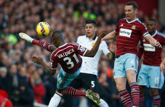 西甲-伊斯科传射 皇马1-2遭逆转 跌至第3足总杯-德布劳内传射哈兰德助攻 曼城3-1普利茅斯晋级意甲-迪马尔科破门 国米1-1遭那不勒斯绝平仍1分领跑